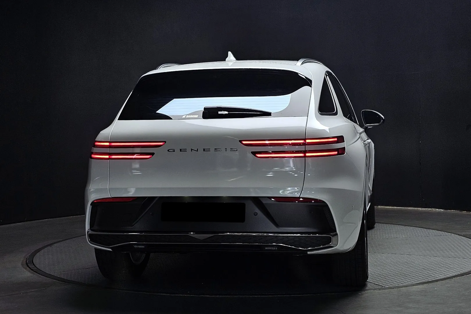 Купить Genesis GV70 2.5T Gasoline AWD 2026 2.5 л 304 л.с Бензин, Белый, Автомат, Полный привод — авто из Корея, с доставкой по всей России