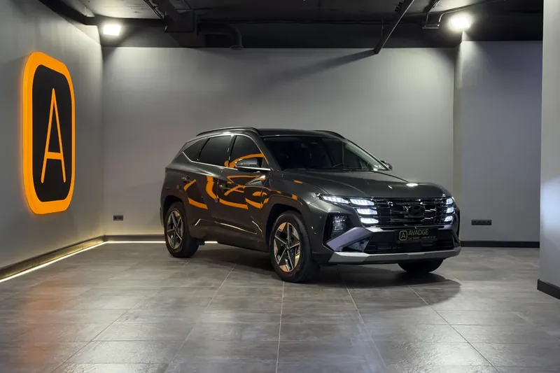 Заказать Hyundai Tucson 2025 1.6 л 180 л.с Бензин с пробегом 5 500 км, Автомат, Передний привод, цвет Серый, поставка из Корея, доставка по РФ Tucson - фото 3