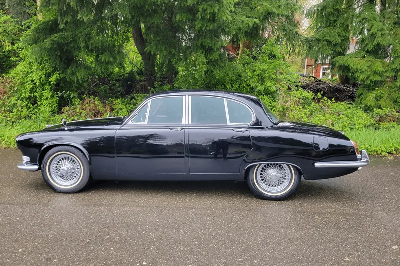 Заказать Jaguar 420 1967 4.2 л 245 л.с Бензин с пробегом 110 000 км, Автомат, Задний привод, цвет Чёрный, поставка из США, доставка по РФ 420 - фото 3