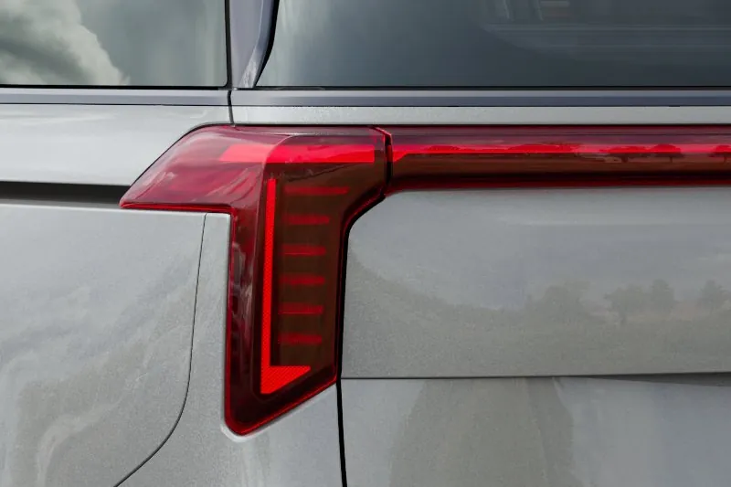 Kia Carnival MPV Hybrid SX Prestige 2027 1.6 л 242 л.с Гибрид, пробег 0 км, Серебристый, Передний привод, Автомат, авто из США, доставка по РФ, фото 11