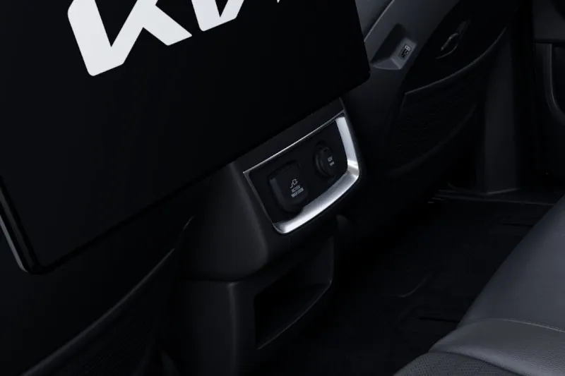 Kia Carnival MPV Hybrid SX Prestige 2027, серебристый, фото 25