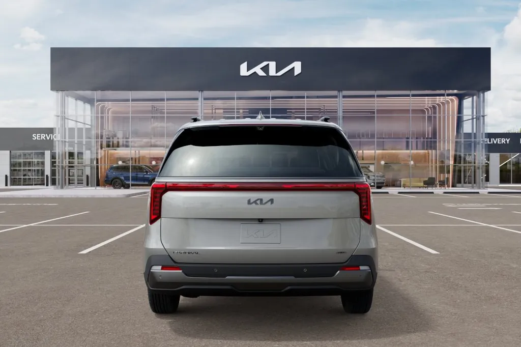 Выбор покупателей — Kia Carnival MPV Hybrid SX Prestige 2027 1.6 л 242 л.с Гибрид, пробег 0 км, Серебристый, привезён из США, доставка по РФ, фото 6
