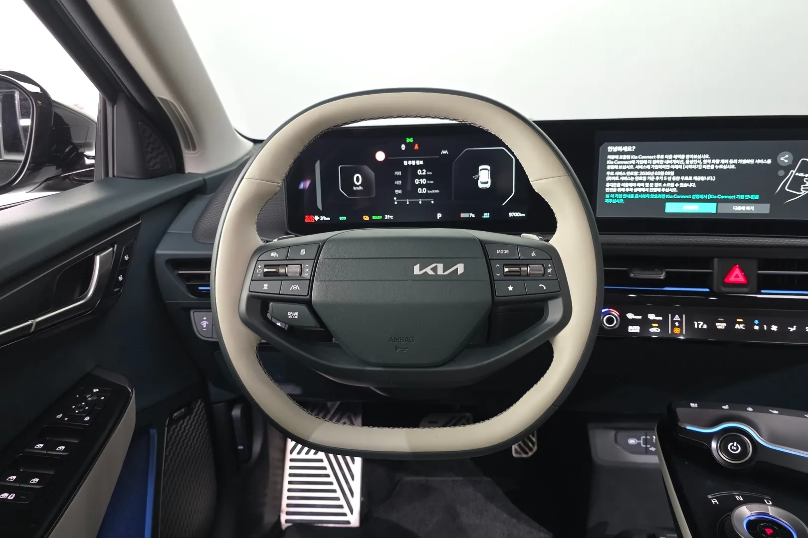 Kia EV6 Long Range 4WD Earth 2026 0.0 л 325 л.с Электричество в продаже: Серый, Автомат, Полный привод, страна-производитель — Корея, доставка по РФ, фото 4
