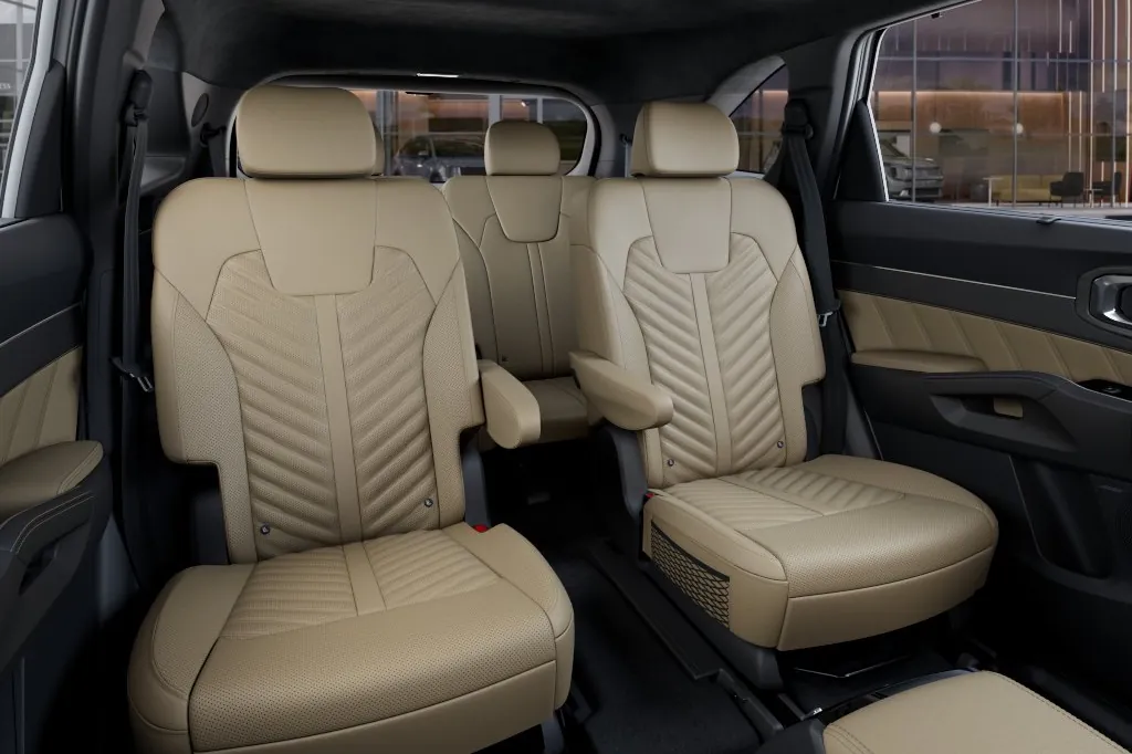 Оформить заказ на Kia Sorento X-Pro SX Prestige AWD 2026 2.5 л 281 л.с Бензин, коробка: Автомат, привод: Полный привод, доставка по России, салон в Москве, фото 14