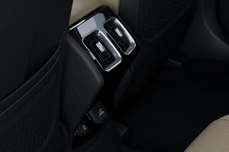Kia Sorento X-Pro SX Prestige AWD - фото 2