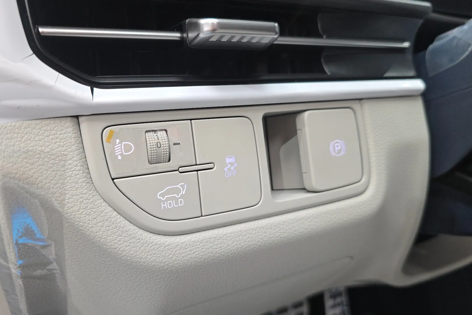 Новый Kia Sportage Signature X Line 2026 1.6 л 150 л.с Бензин в кузове Серый, коробка — Автомат, привод — Передний привод, страна производства — Корея, фото 12
