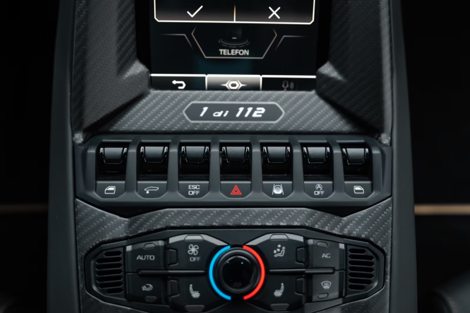 Купить Lamborghini Countach LPI 800-4 1of112 CARBON 2022 6.5 л 814 л.с Гибрид с доставкой: пробег 960 км, Чёрный, Автомат, Полный привод, поставка из Италия