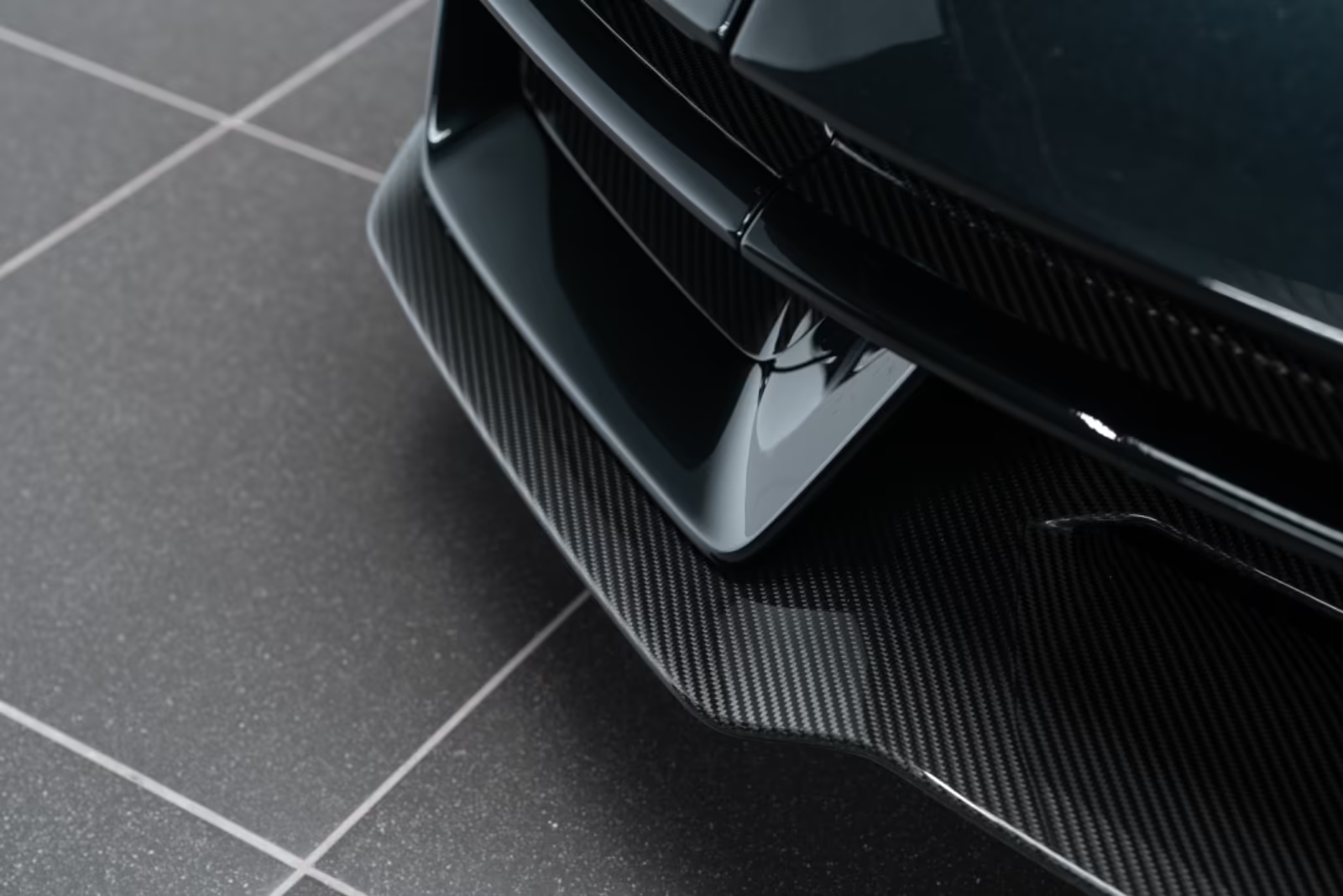 Заказать Lamborghini Countach LPI 800-4 1of112 CARBON 2022 6.5 л 814 л.с Гибрид, Чёрный, Полный привод, Автомат — поставка из Италия, доставка по России и СНГ