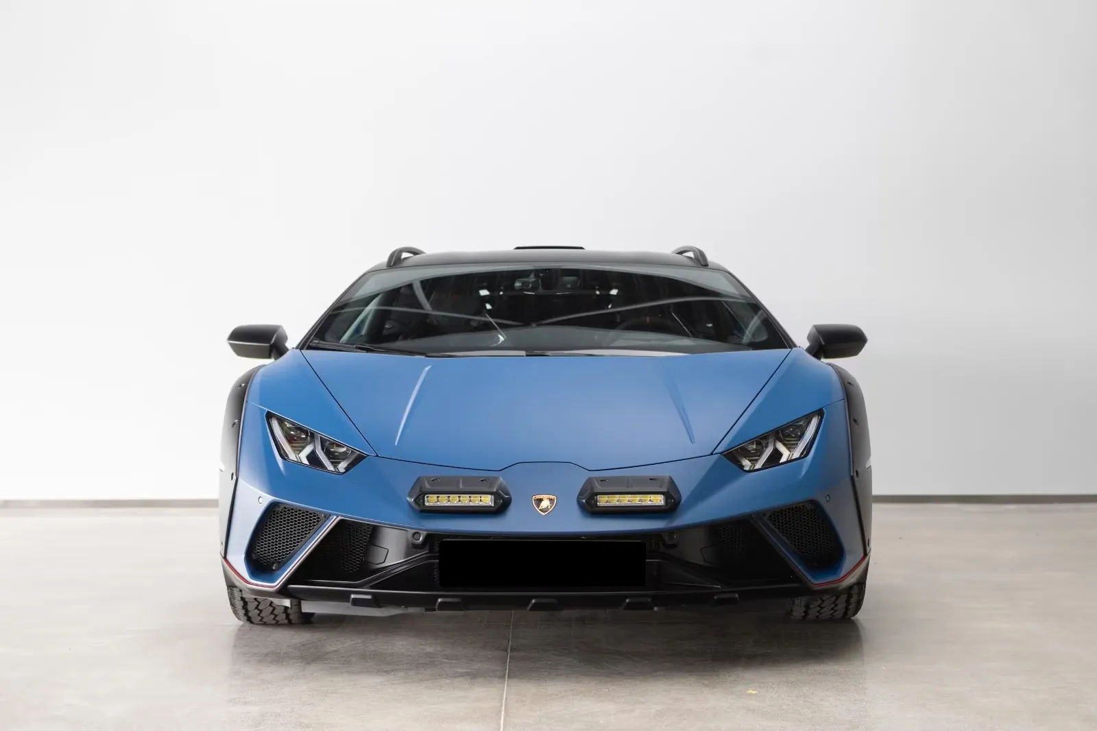 Lamborghini Huracán Sterrato 2026 5.2 л 610 л.с Бензин, новый авто, Полный привод, Автомат, цвет Синий, страна-производитель — Италия