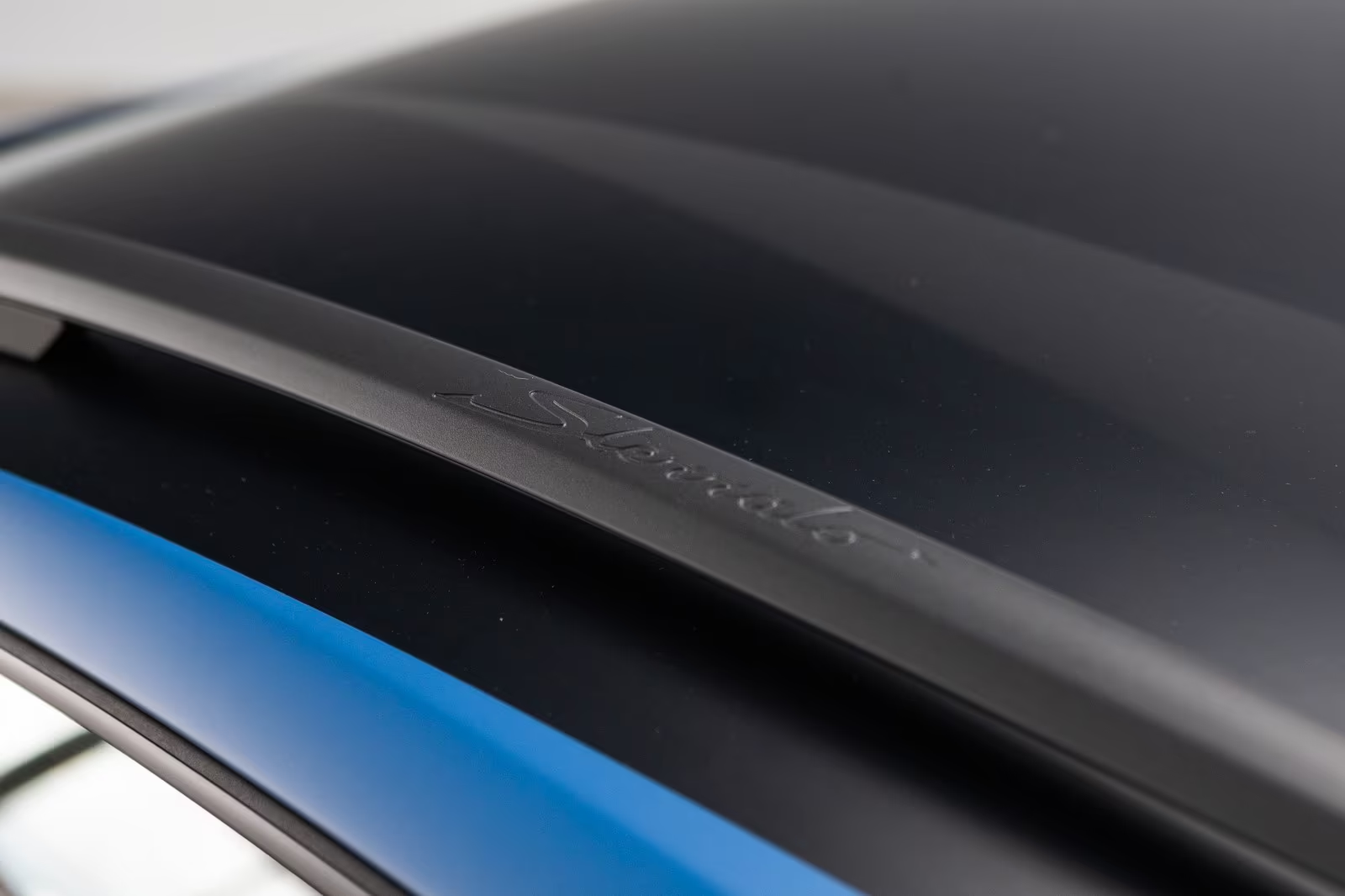 Новый Lamborghini Huracán Sterrato 2026 5.2 л 610 л.с Бензин в кузове Синий, коробка — Автомат, привод — Полный привод, страна производства — Италия