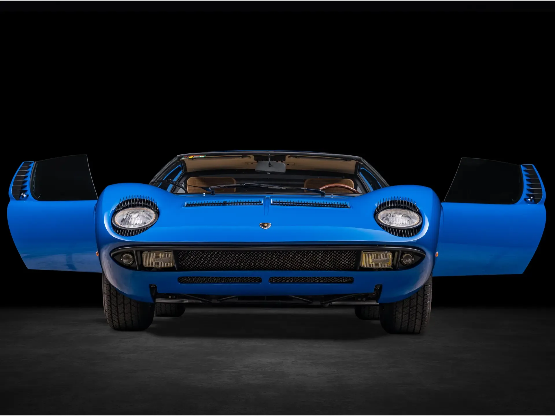 Lamborghini Miura P400 1967 3.9 л 350 л.с Бензин, пробег 60 000 км, Синий, Задний привод, Механика, авто из , доставка по РФ