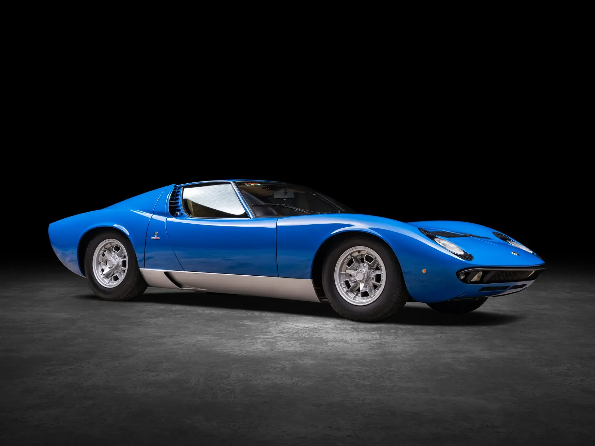 Выбор покупателей — Lamborghini Miura P400 1967 3.9 л 350 л.с Бензин, пробег 60 000 км, Синий, привезён из , доставка по РФ