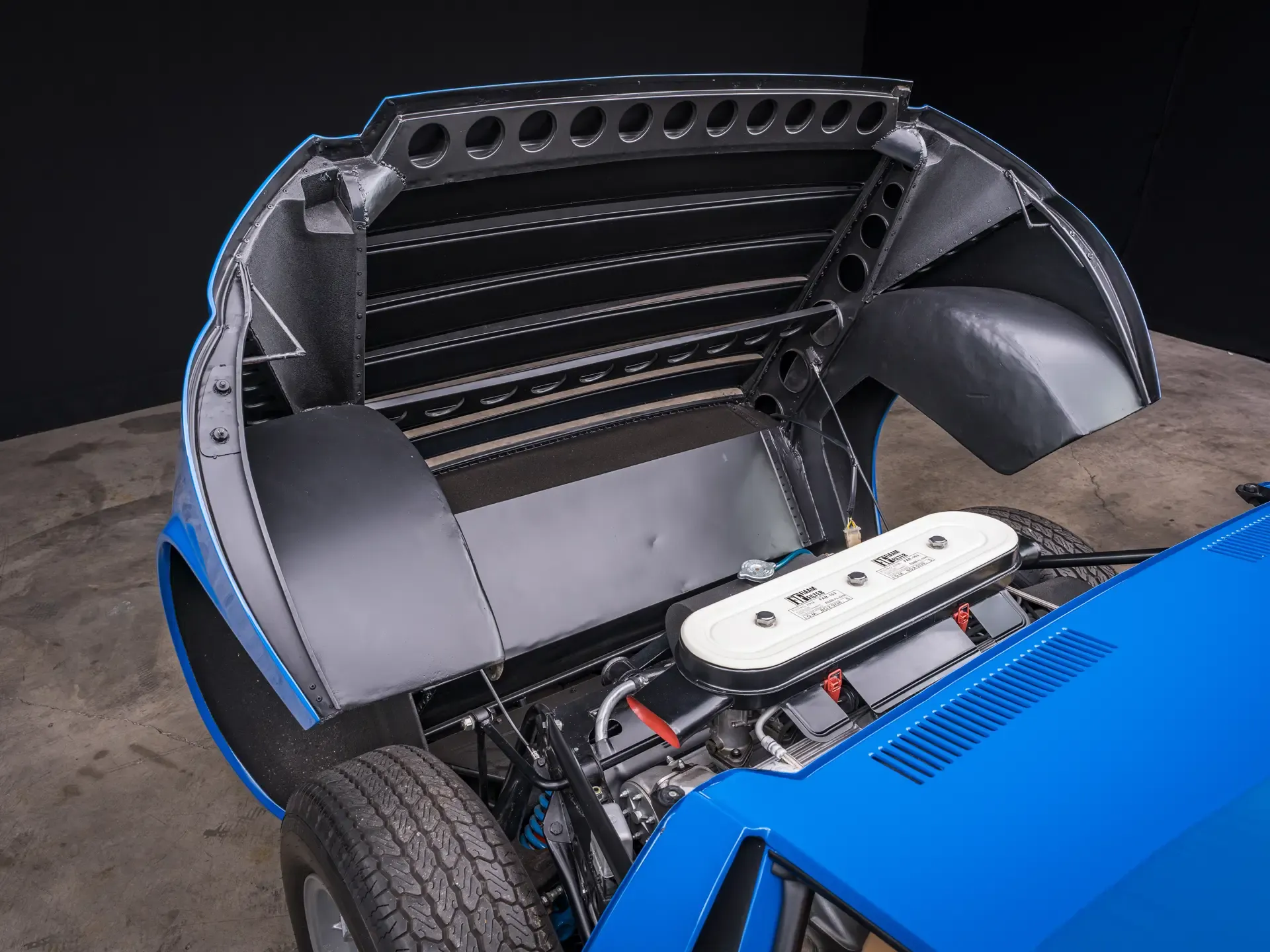 Оформить заказ на Lamborghini Miura P400 1967 3.9 л 350 л.с Бензин, коробка: Механика, привод: Задний привод, доставка по России, салон в Москве