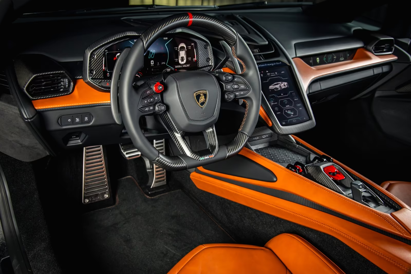 Выбор покупателей — Lamborghini Revuelto 2025 6.5 л 1015 л.с Гибрид, пробег 160 км, Зелёный, привезён из Италия, доставка по РФ