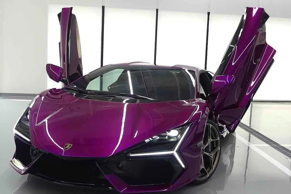 Заказать Lamborghini Revuelto 6.5 V12 (HPEV, plug-in hybrid) 2026 6.5 л 1015 л.с Гибрид с пробегом 197 км, Автомат, Полный привод, цвет Фиолетовый, поставка из Корея, доставка по РФ, фото 2