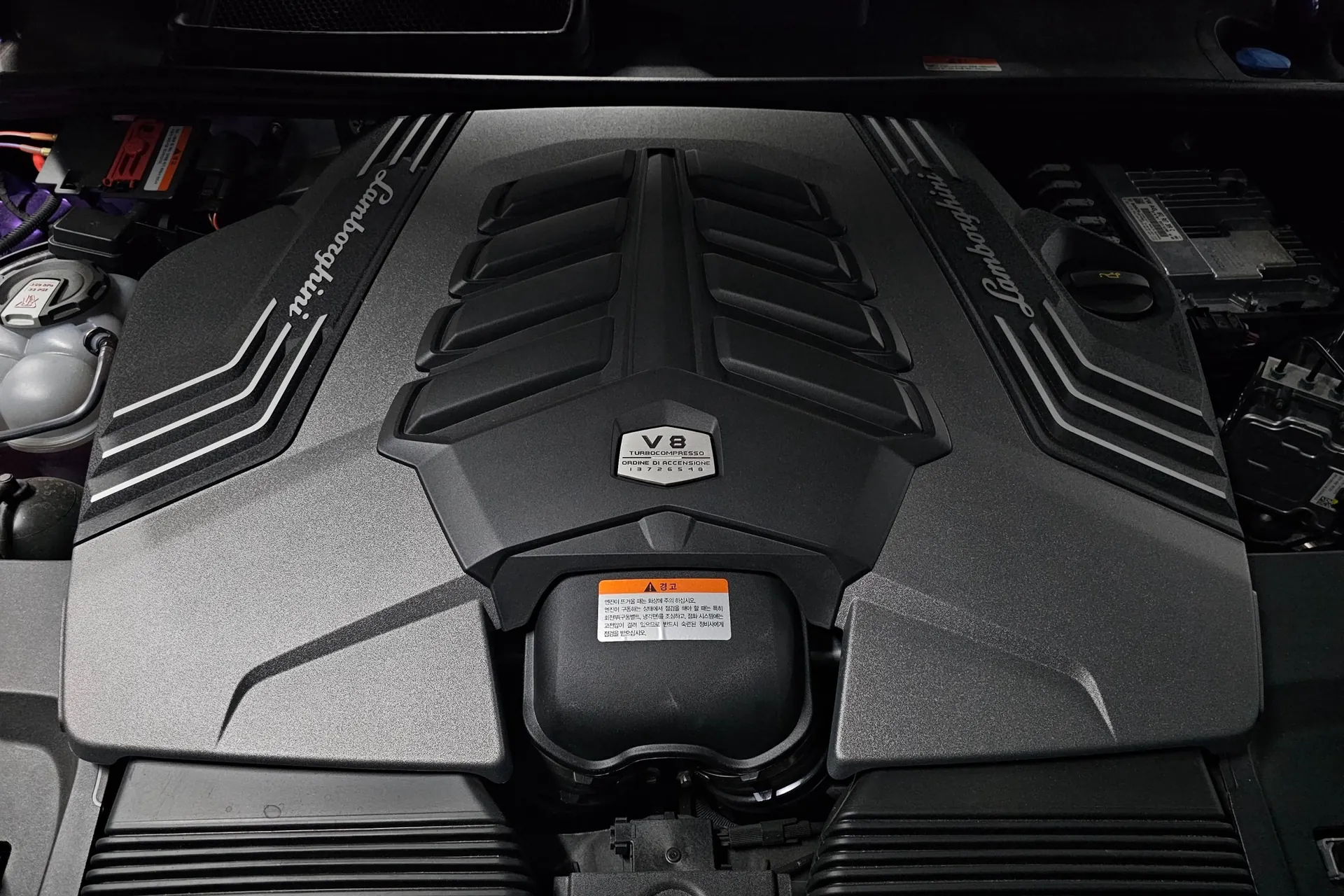 Lamborghini Urus 4.0 V8 Performante 2024 4.0 л 666 л.с Бензин, пробег 3 200 км, Фиолетовый цвет, коробка Автомат, привод Полный привод, авто из Италия