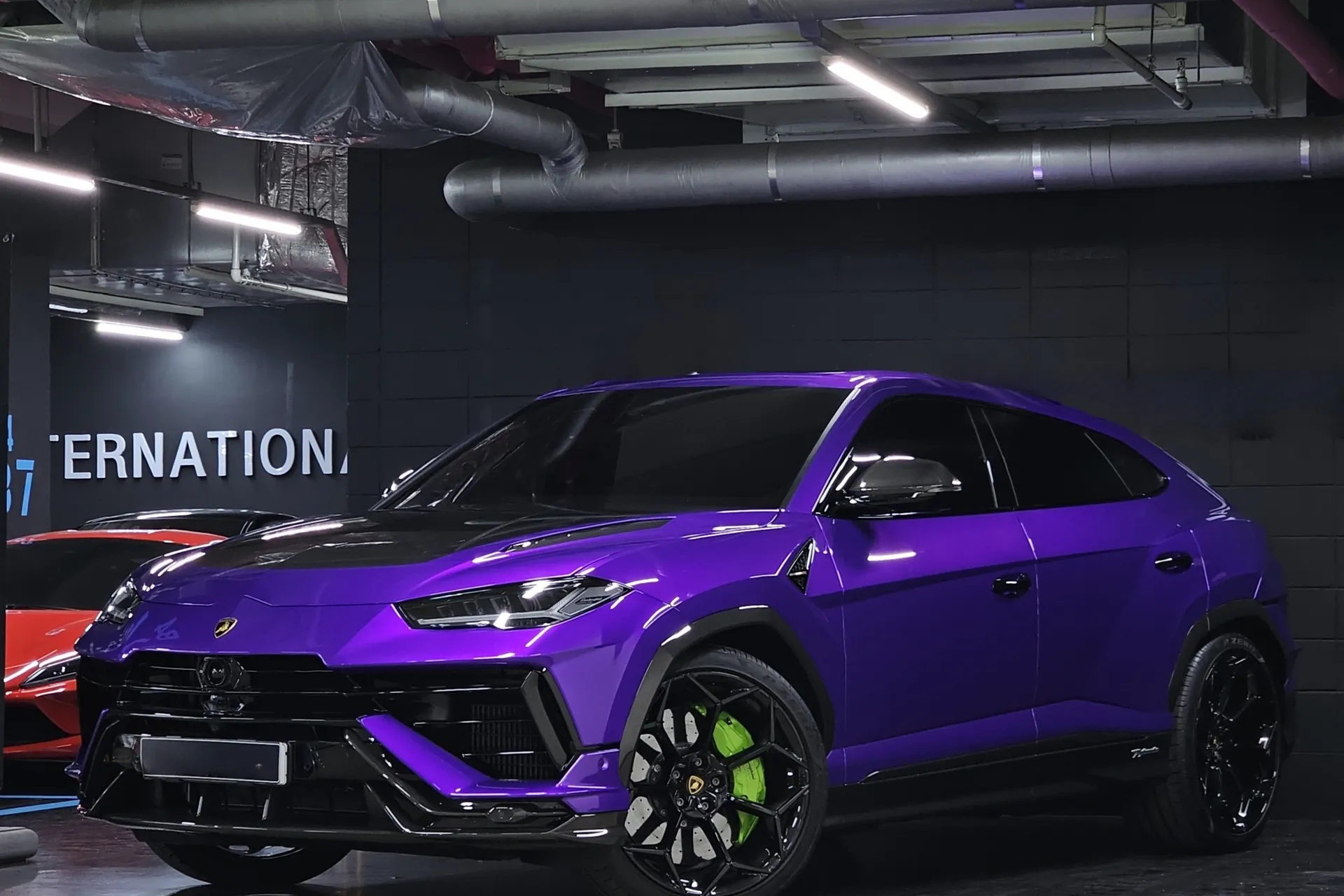 Lamborghini Urus 4.0 V8 Performante 2024 4.0 л 666 л.с Бензин, новый авто, Полный привод, Автомат, цвет Фиолетовый, страна-производитель — Италия