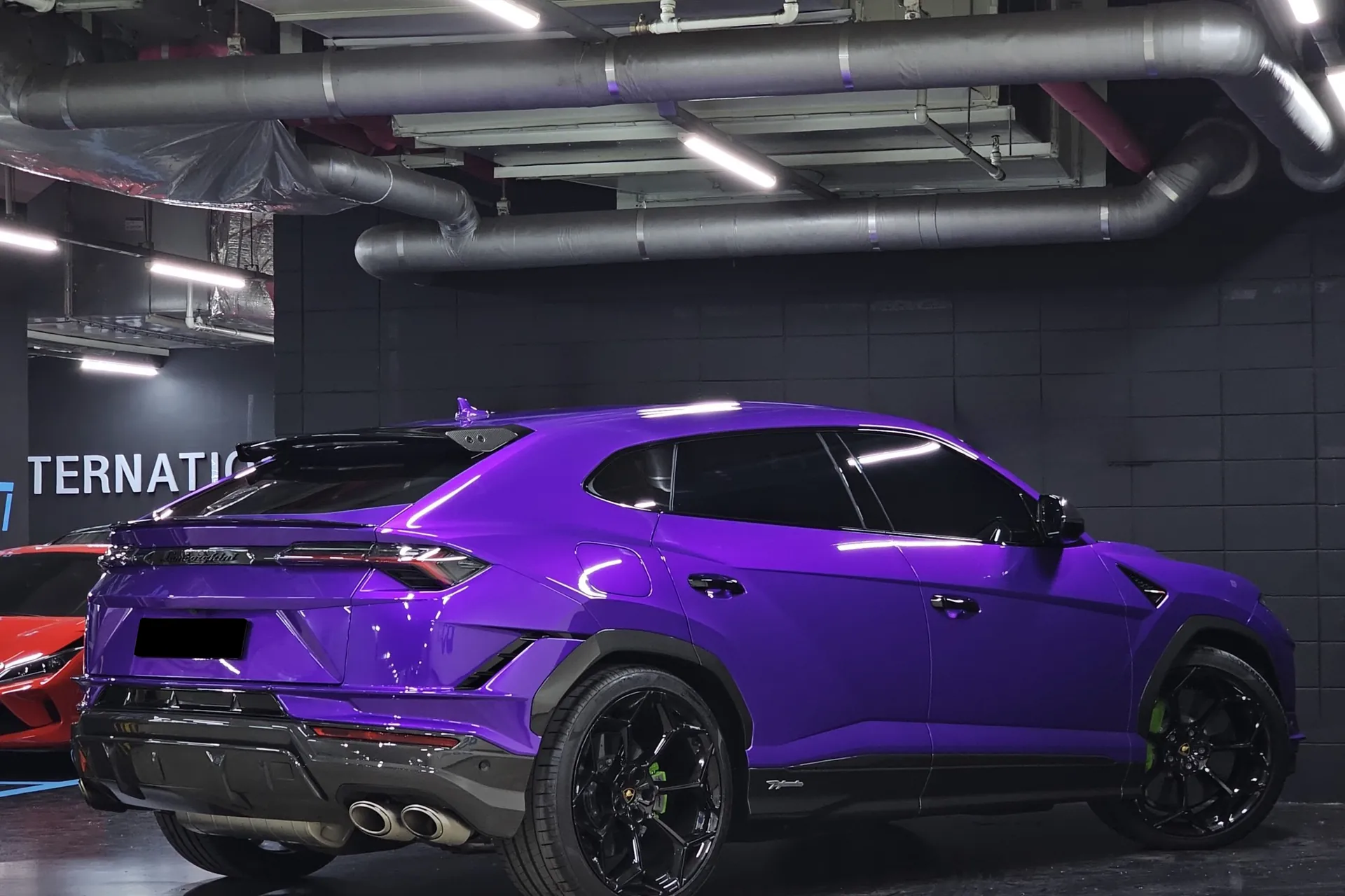Купить Lamborghini Urus 4.0 V8 Performante 2024 4.0 л 666 л.с Бензин, Фиолетовый, Автомат, Полный привод — авто из Италия, с доставкой по всей России