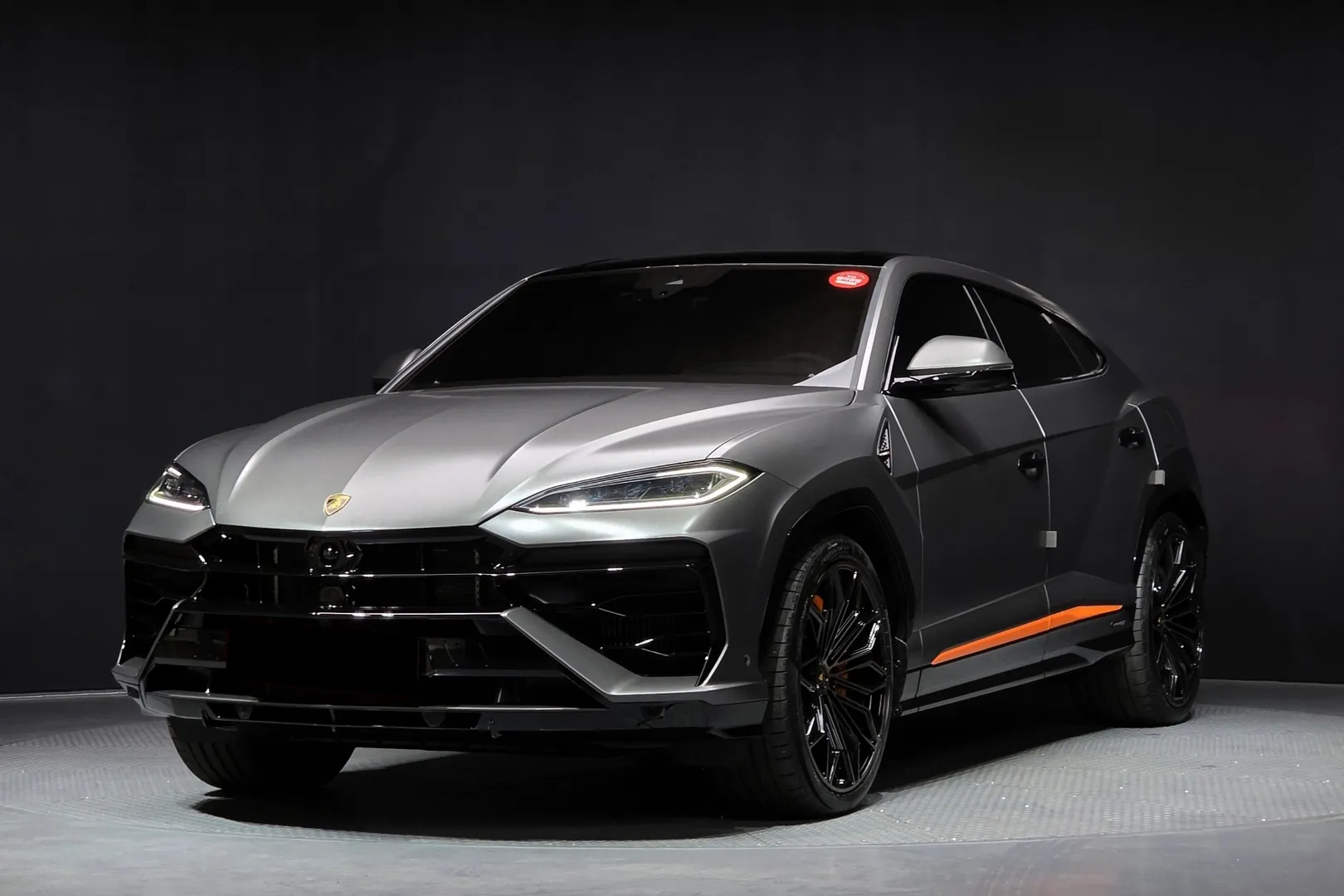 Фото для lamborghini Urus 4.0 V8 SE