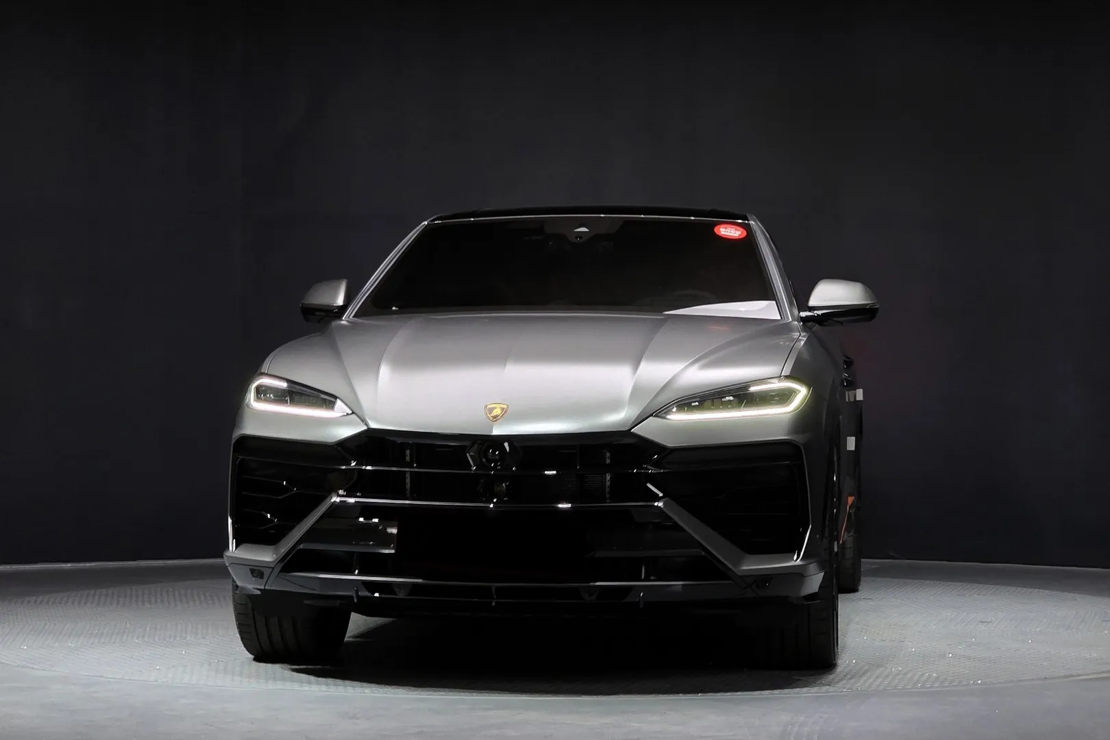 Lamborghini Urus 4.0 V8 SE 2025 4.0 л 800 л.с Бензин, новый авто, Полный привод, Автомат, цвет Серый, страна-производитель — Италия