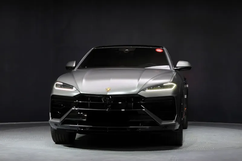 Lamborghini Urus 4.0 V8 SE 2025 4.0 л 800 л.с Бензин, новый авто, Полный привод, Автомат, цвет Серый, страна-производитель — Италия Urus SE — фото 2