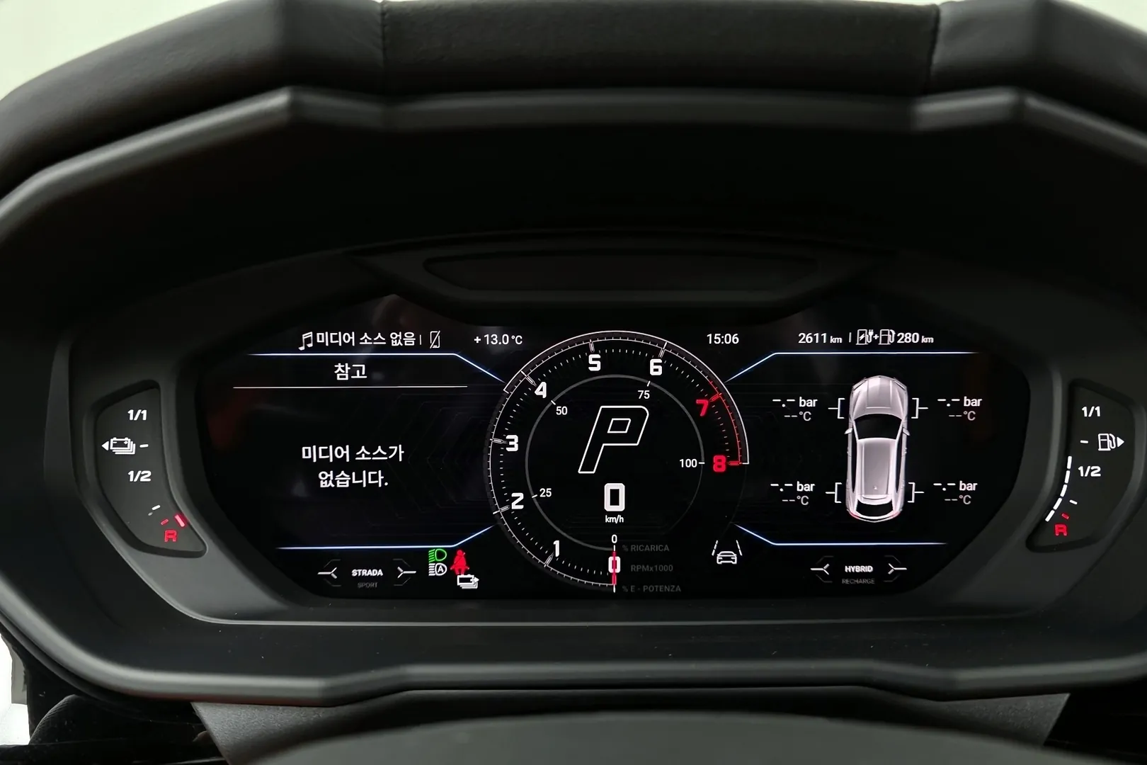 Lamborghini Urus 4.0 V8 SE 2025 4.0 л 800 л.с Бензин, пробег 2 611 км, Серый цвет, коробка Автомат, привод Полный привод, авто из Италия