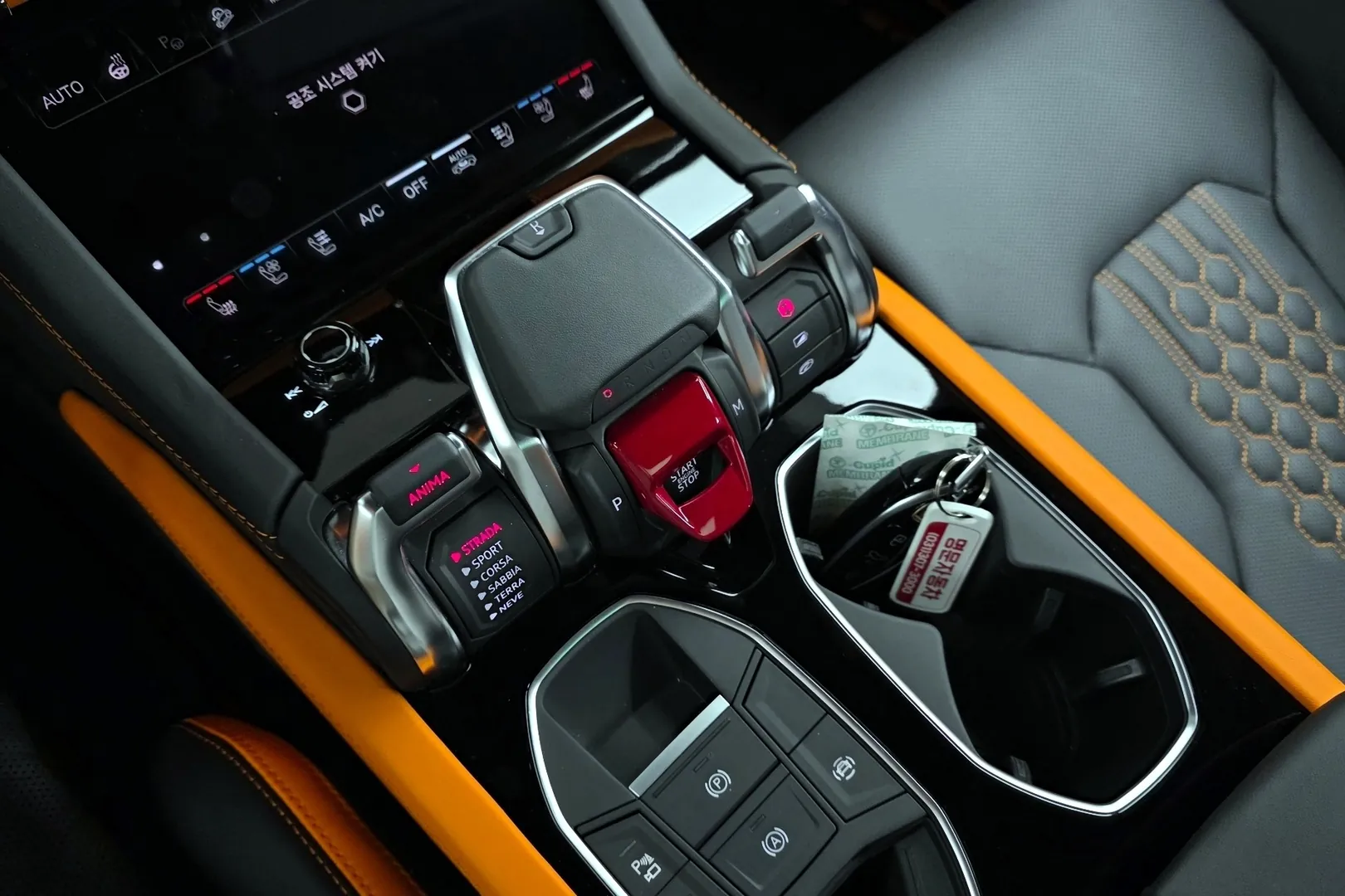 Заказать Lamborghini Urus 4.0 V8 SE 2025 4.0 л 800 л.с Бензин, Серый, Полный привод, Автомат — поставка из Италия, доставка по России и СНГ