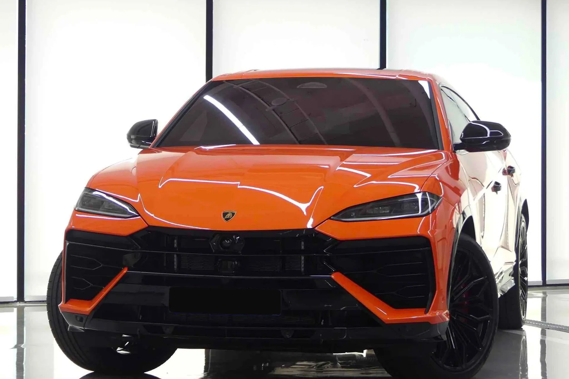 Lamborghini Urus SE 2026 4.0 л 800 л.с Гибрид, новый авто, Полный привод, Автомат, цвет Оранжевый, страна-производитель — Корея, фото 1