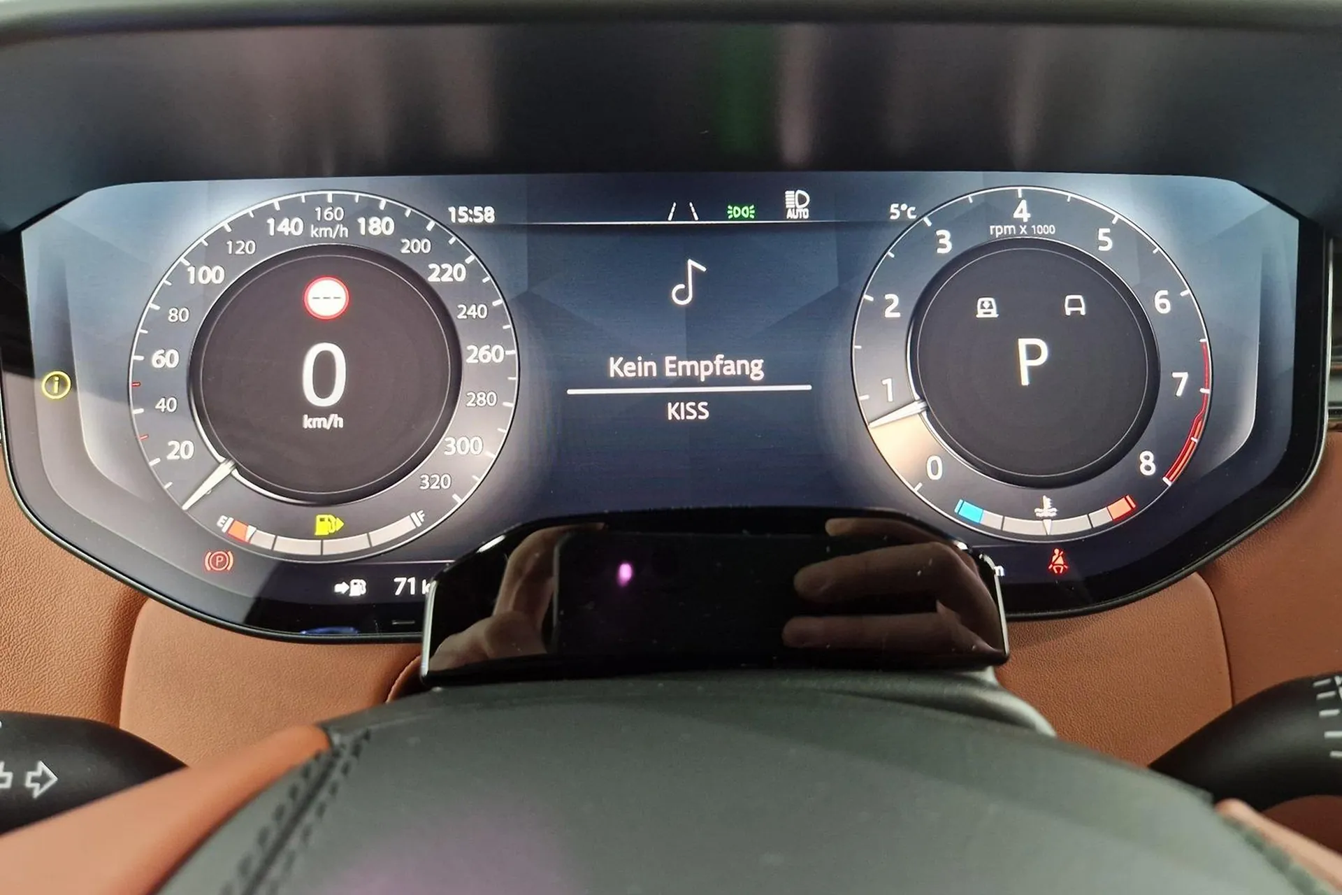 Купить Land Rover Range Rover Sport P635 SV 2025 4.4 л 635 л.с Бензин с доставкой: пробег 3 100 км, Чёрный, Автомат, Полный привод, поставка из Великобритания