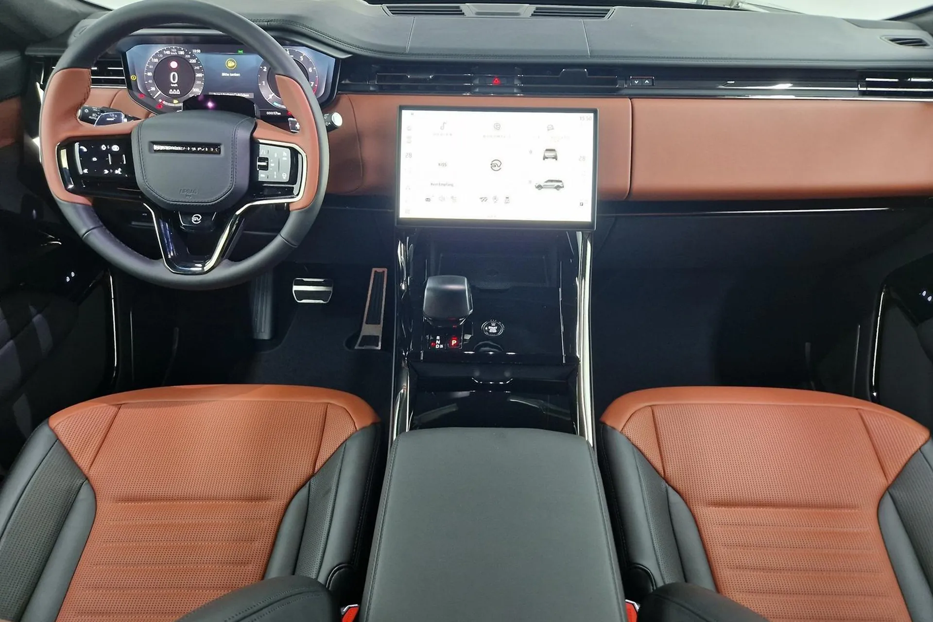 Автомобиль Land Rover Range Rover Sport P635 SV 2025 4.4 л 635 л.с Бензин, Чёрный, пробег 3 100 км, производство — Великобритания, доставка по РФ