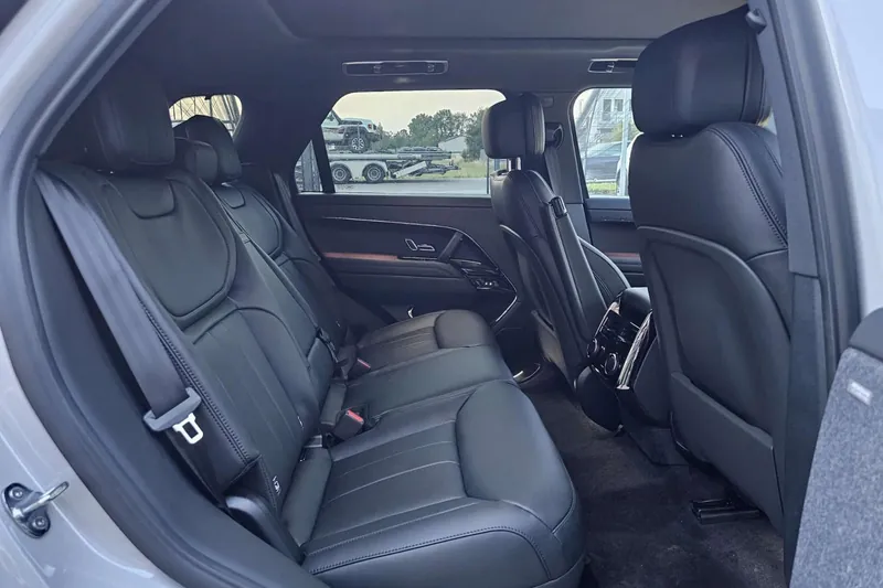 Официальная поставка Land Rover Range Rover Sport Dynamic HSE P460e, plug-in hybrid 2026 3.0 л 460 л.с Гибрид, Серый, Автомат, Полный привод, привезён из Германия, фото 16
