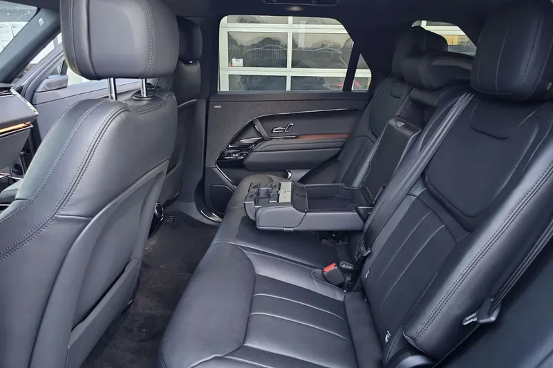 Land Rover Range Rover Sport Dynamic HSE P460e, plug-in hybrid 2026, белый, фото 21