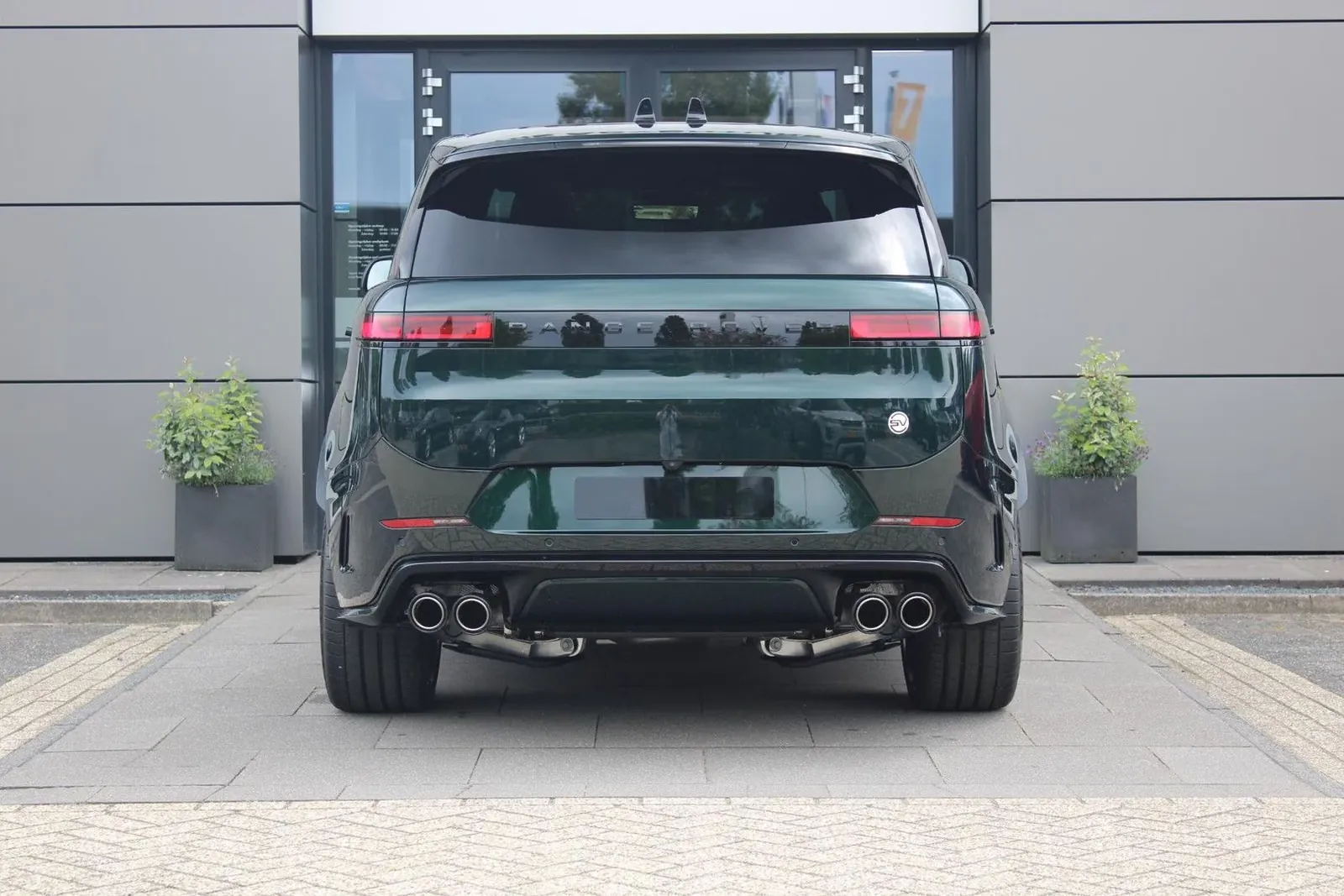 Land Rover Range Rover Sport P635 SV Carbon Edition 2026 4.4 л 635 л.с Бензин, коробка Автомат, привод Полный привод, автомобиль из Нидерланды, доставка по России, фото 7