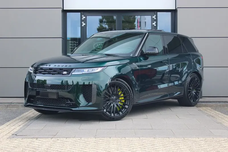 Land Rover Range Rover Sport P635 SV Carbon Edition