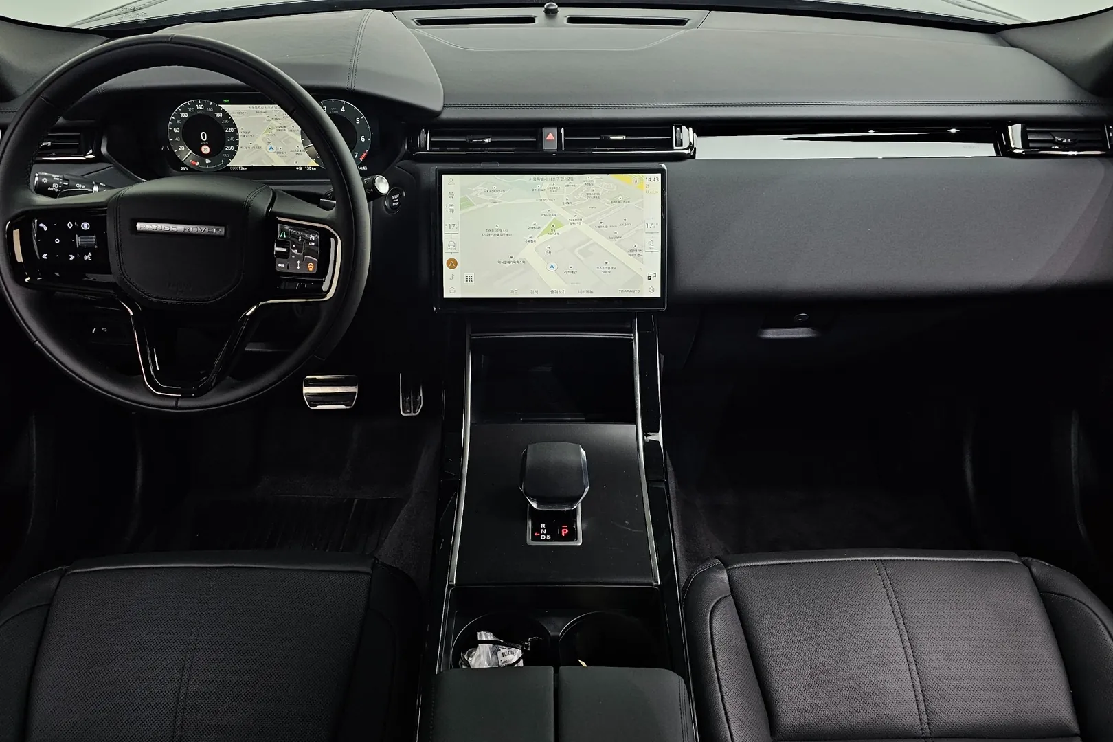 Выбор покупателей — Land Rover Range Rover Velar P250 Dynamic SE 2026 2.0 л 250 л.с Бензин, пробег 13 км, Чёрный, привезён из Корея, доставка по РФ, фото 6