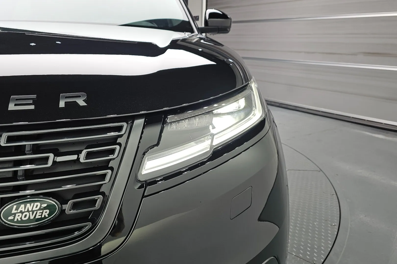 Официальная поставка Land Rover Range Rover Velar P250 Dynamic SE 2026 2.0 л 250 л.с Бензин, Чёрный, Автомат, Полный привод, привезён из Корея, фото 16