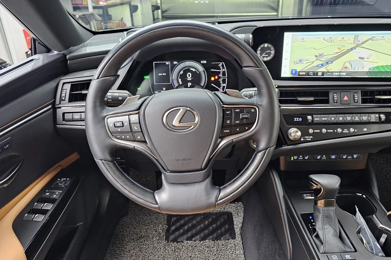 Lexus ES 2025 2.5 л 178 л.с Гибрид, коробка Автомат, привод Полный привод, автомобиль из Япония, доставка по России
