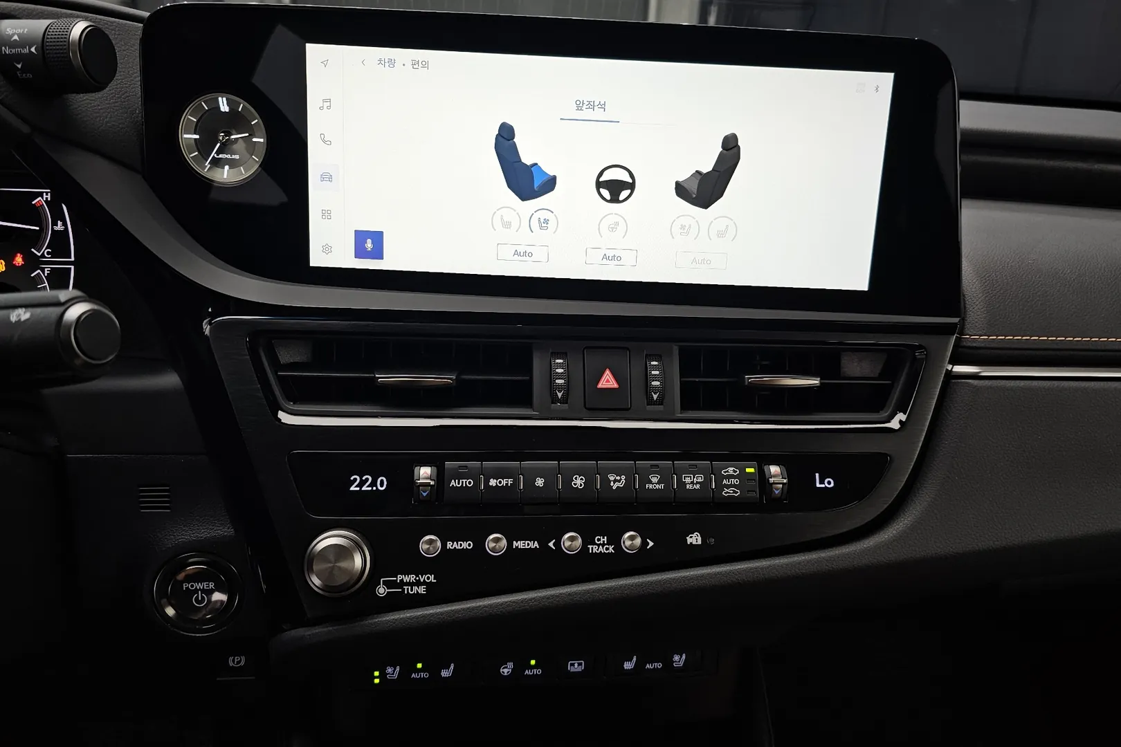 Заказать Lexus ES 2025 2.5 л 178 л.с Гибрид, Серый, Полный привод, Автомат — поставка из Япония, доставка по России и СНГ