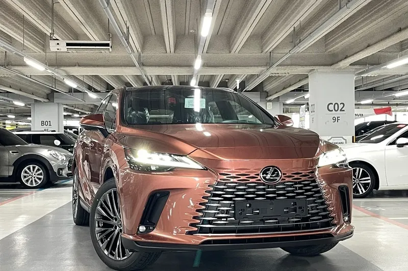 Lexus RX350h 2026 2.5 л 246 л.с Гибрид, новый авто, Полный привод, Автомат, цвет Терракот, страна-производитель — Корея RX350h - фото 2