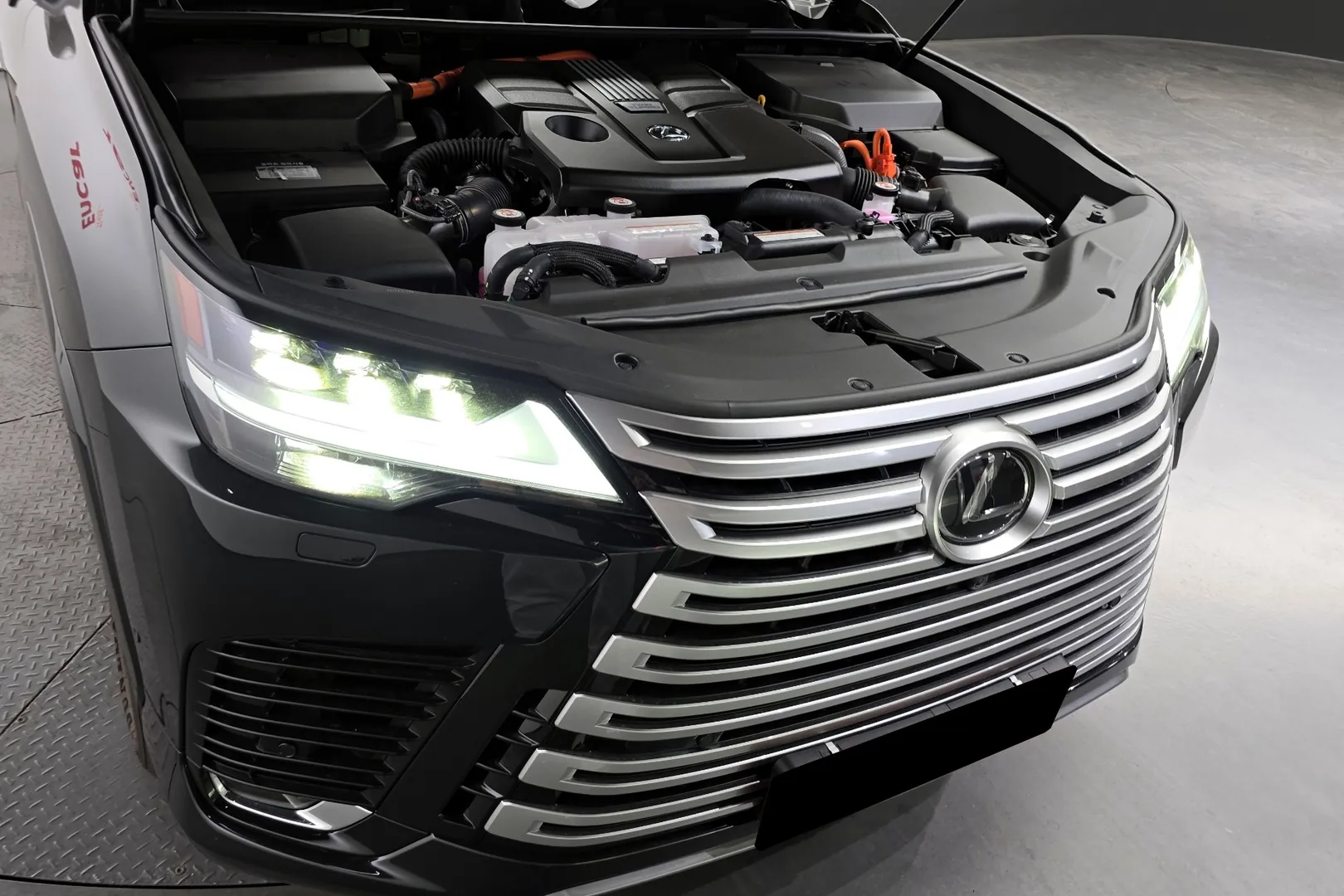 Официальная поставка Lexus LX 700h Luxury 2025 3.4 л 457 л.с Гибрид, Чёрный, Автомат, Полный привод, привезён из Япония