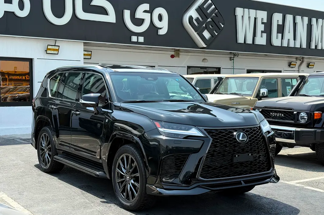 Заказать Lexus LX 600 F Sport 2026 3.4 л 409 л.с Бензин с пробегом 10 км, Автомат, Полный привод, цвет Чёрный, поставка из ОАЭ, доставка по РФ, фото 2