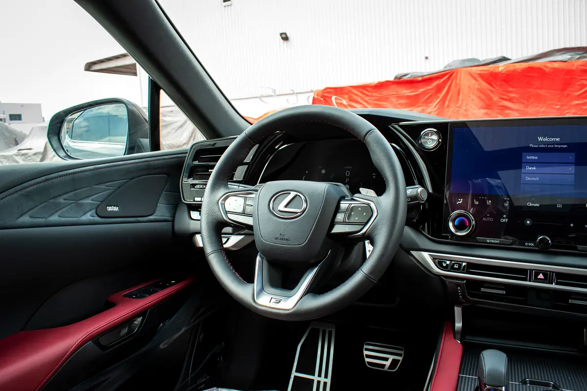 Lexus RX 500h F Sport Performance 2026 2.4 л 367 л.с Гибрид, коробка Автомат, привод Полный привод, автомобиль из ОАЭ, доставка по России, фото 7