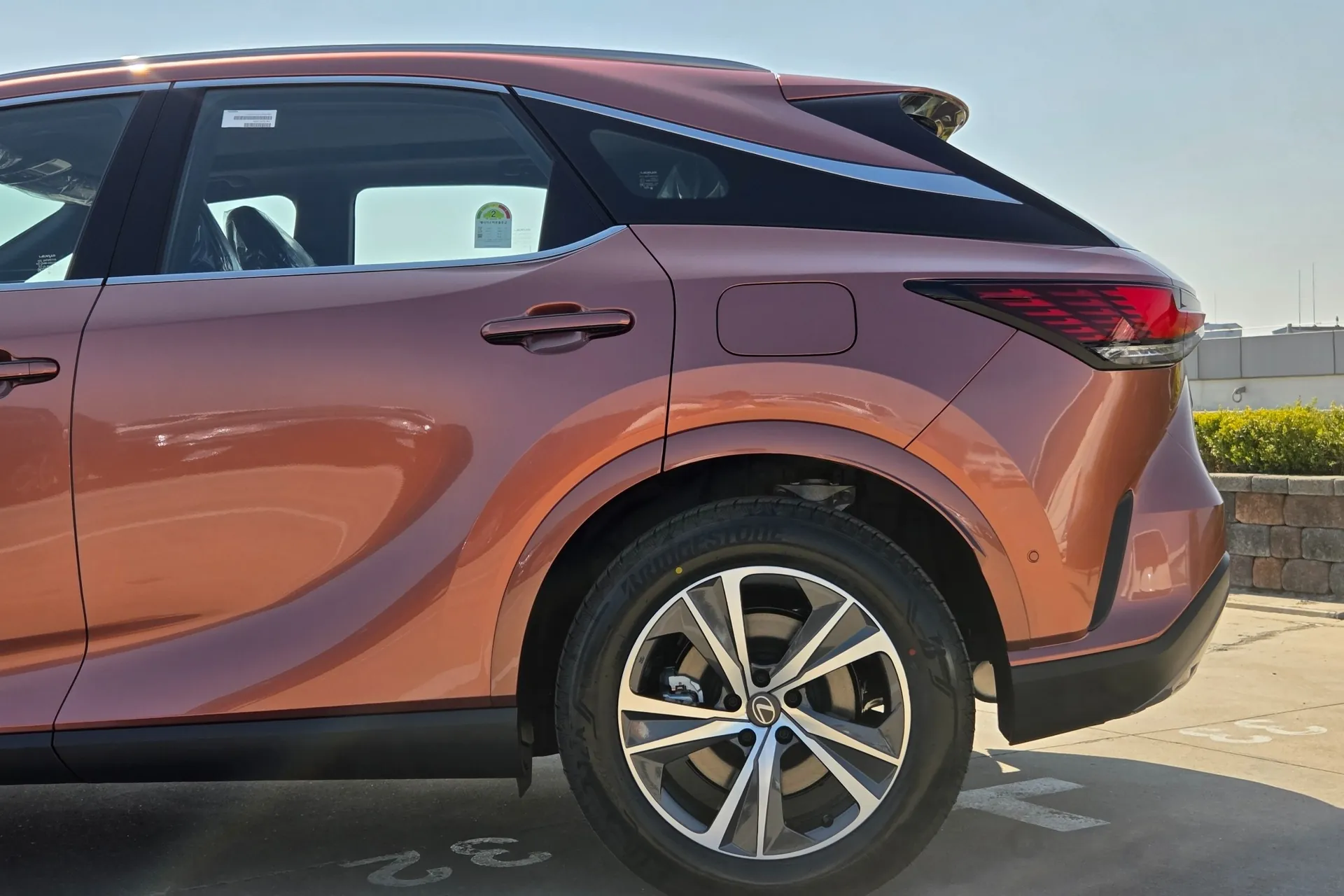 Купить Lexus RX350h 5th Generation Premium 2026 2.5 л 250 л.с Гибрид, Терракот, Автомат, Полный привод — авто из Япония, с доставкой по всей России