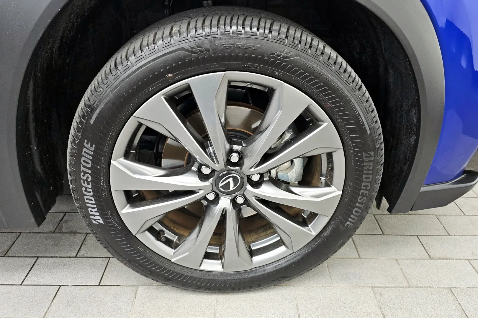 Выбор покупателей — Lexus Ux 2025 2.0 л 150 л.с Гибрид, пробег 4 479 км, Синий, привезён из Япония, доставка по РФ