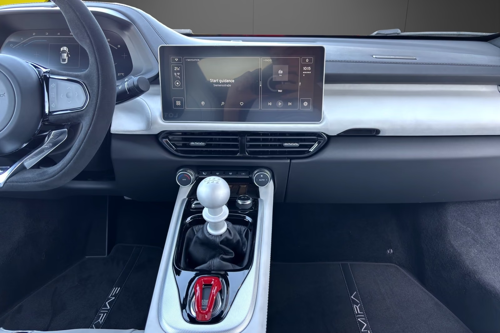 Автомобиль Lotus Emira V6 SE 2026 3.5 л 405 л.с Бензин, Белый, пробег 20 км, производство — Германия, доставка по РФ, фото 9