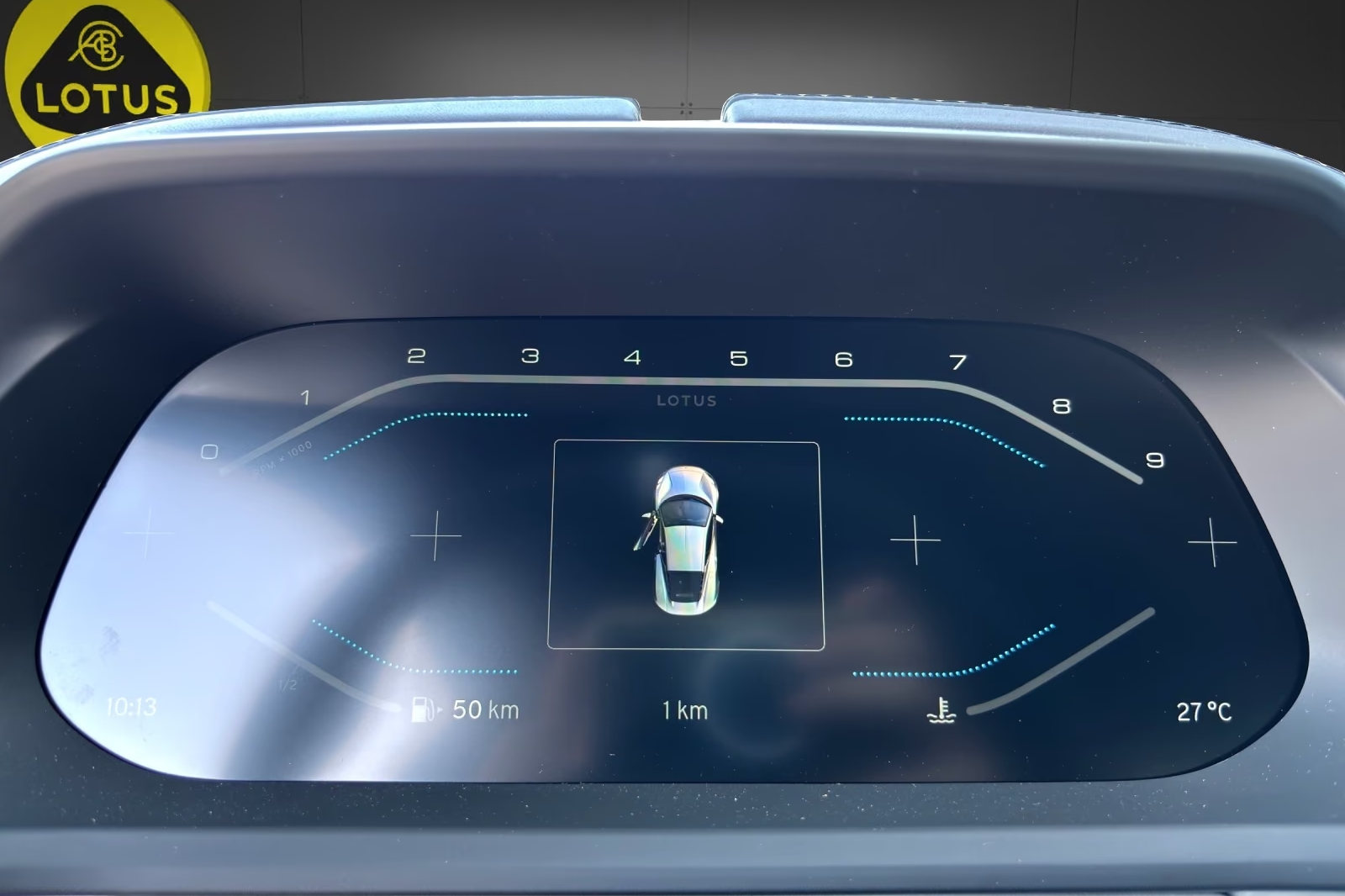 Купить Lotus Emira V6 SE 2026 3.5 л 405 л.с Бензин с минимальным пробегом 20 км, Белый, доставим из Германия в любой город РФ, фото 13