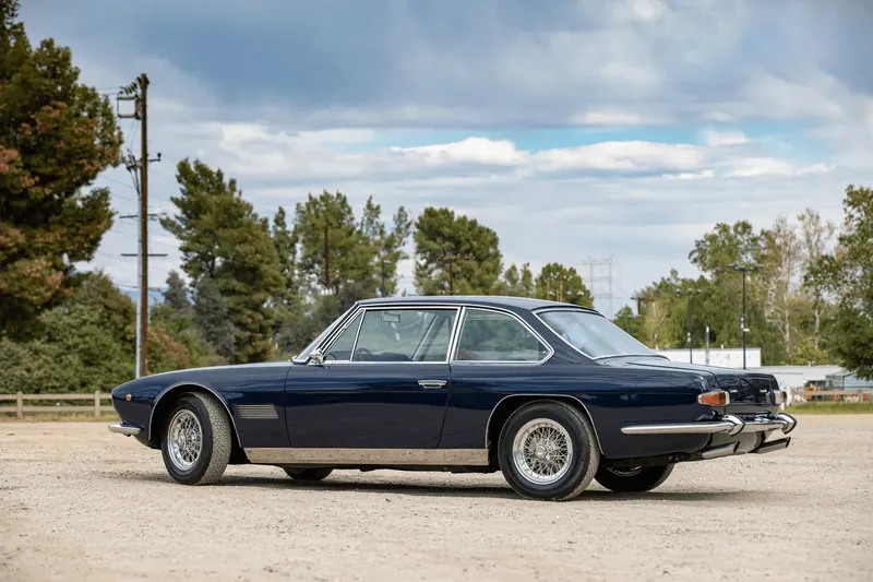 Заказать Maserati Mexico 1968 4.2 л 260 л.с Бензин с пробегом 60 000 км, Механика, Задний привод, цвет Синий, поставка из США, доставка по РФ Mexico — фото 3
