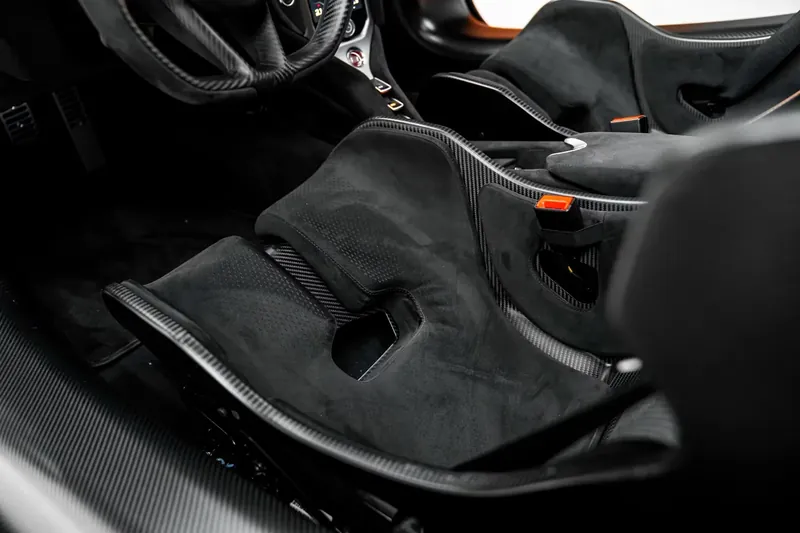 Оформить заказ на McLaren 750S 2025 4.0 л 750 л.с Бензин, коробка: Автомат, привод: Задний привод, доставка по России, салон в Москве, фото 14
