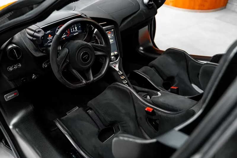 McLaren 750S 2025 4.0 л 750 л.с Бензин, пробег 9 803 км, Оранжевый, Задний привод, Автомат, авто из Великобритания, доставка по РФ, фото 11
