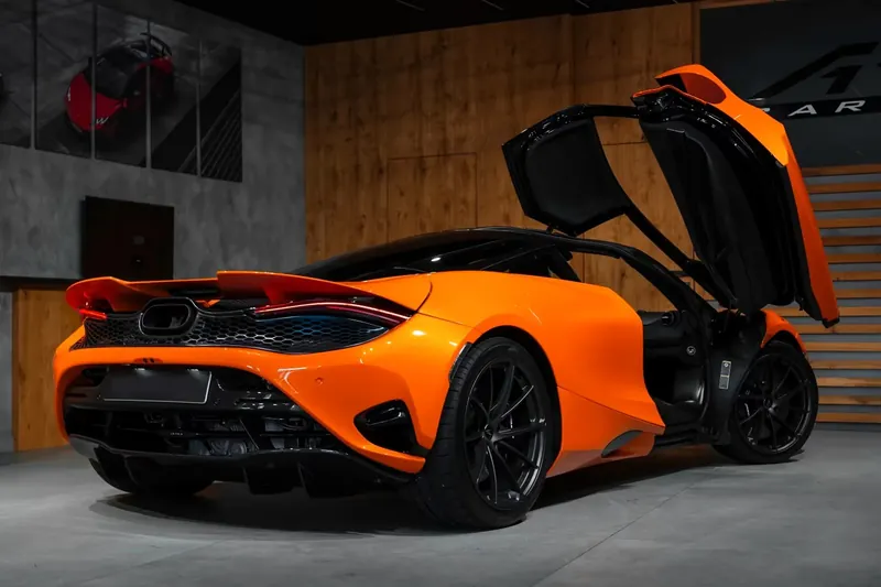 Заказать McLaren 750S 2025 4.0 л 750 л.с Бензин, Оранжевый, Задний привод, Автомат — поставка из Великобритания, доставка по России и СНГ, фото 10